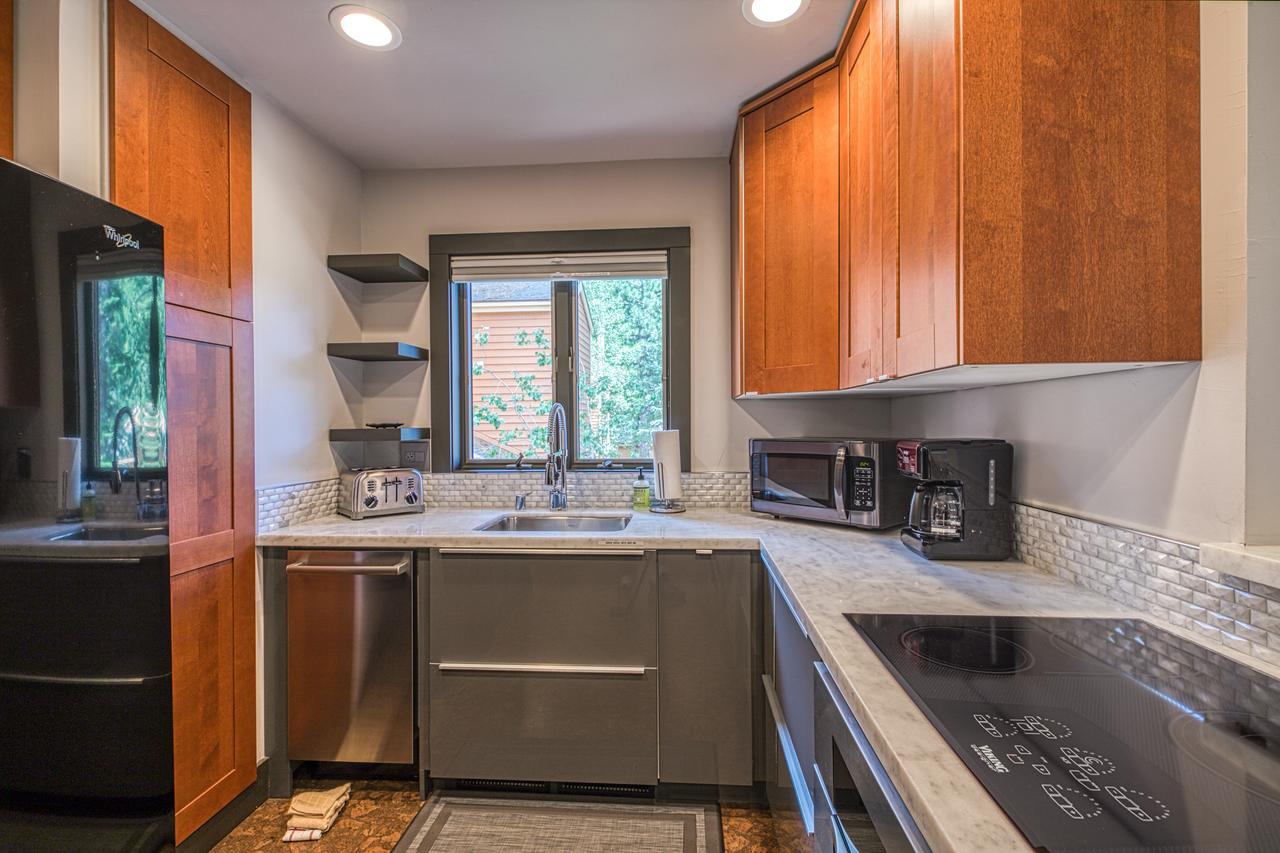 The Incline Chalet - thumb 11