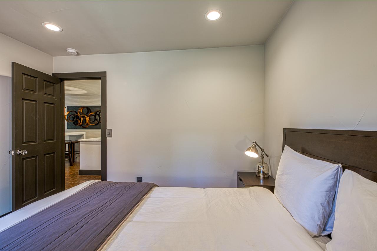 The Incline Chalet - thumb 18