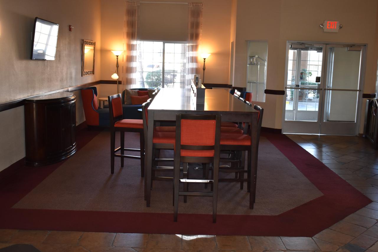 Hawthorn Suites Las Vegas - thumb 13