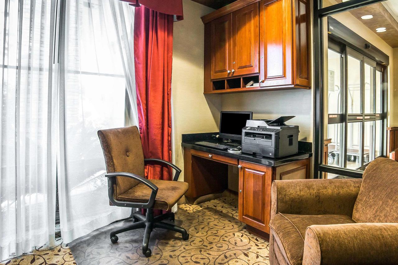 Comfort Inn & Suites Henderson - Las Vegas - thumb 5
