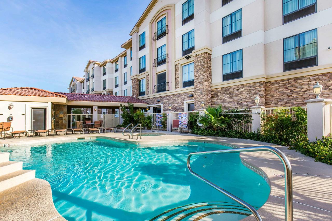 Comfort Inn & Suites Henderson - Las Vegas - thumb 2