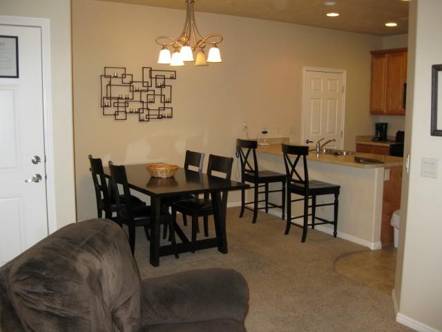 2 Bedroom Condo In Mesquite #355 - thumb 3