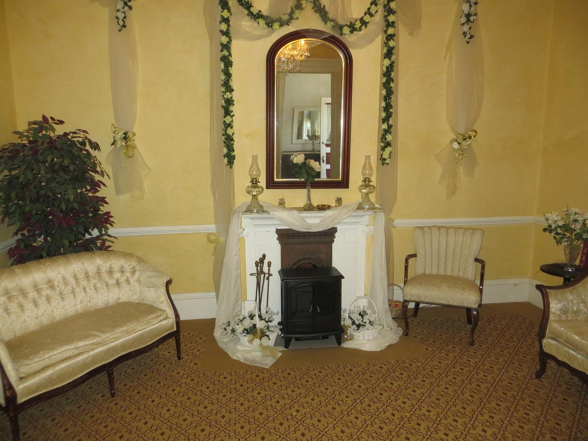 Edith Palmer's Country Inn, Historical Bed & Breakfast - thumb 24