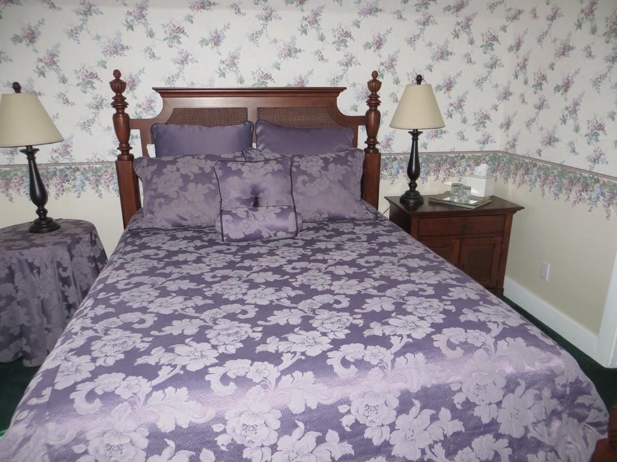 Edith Palmer's Country Inn, Historical Bed & Breakfast - thumb 20