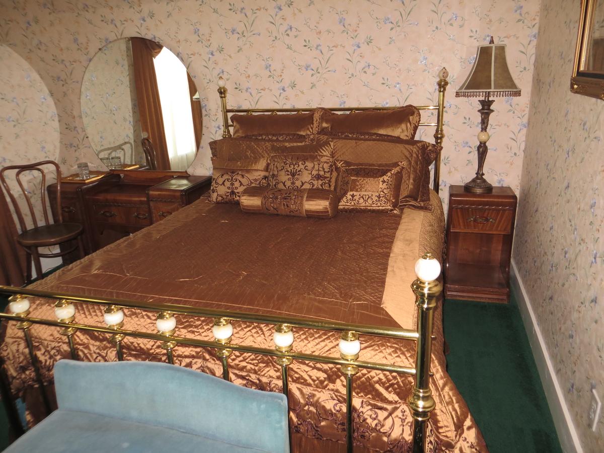Edith Palmer's Country Inn, Historical Bed & Breakfast - thumb 17