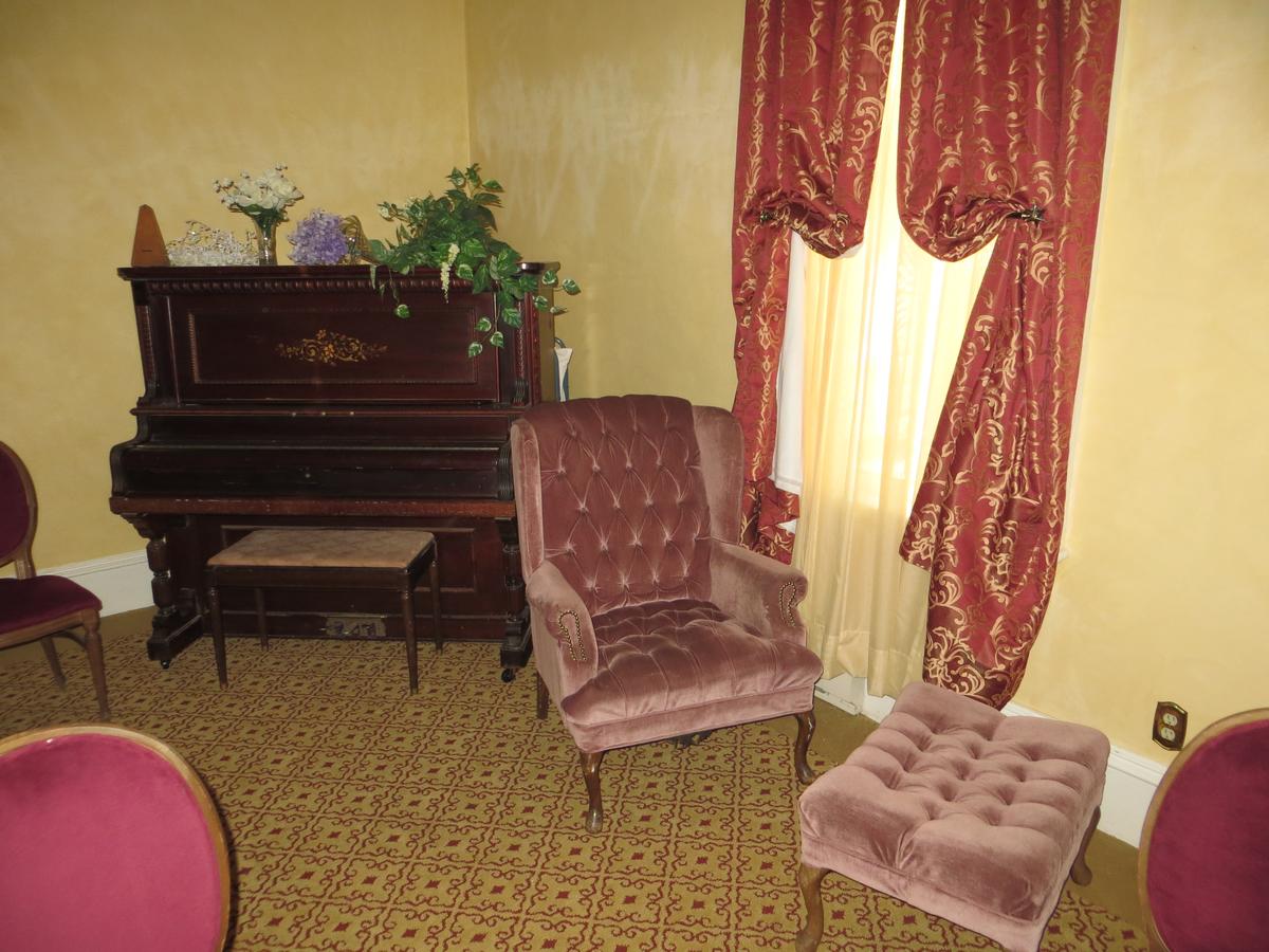 Edith Palmer's Country Inn, Historical Bed & Breakfast - thumb 27
