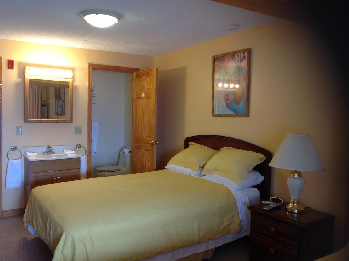 The Moulton Hotel - thumb 26