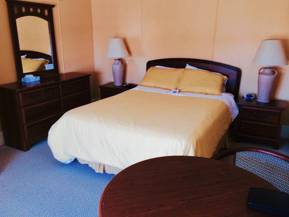 The Moulton Hotel - thumb 21