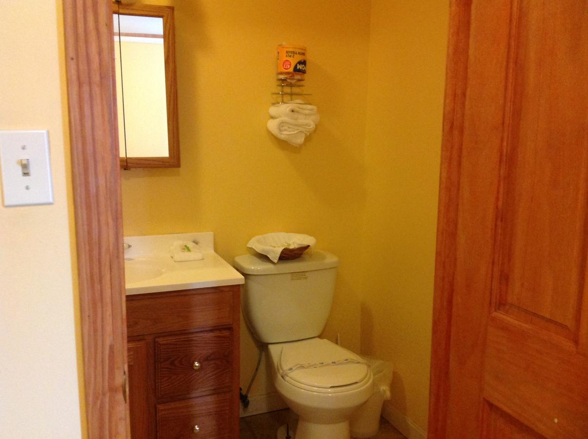 The Moulton Hotel - thumb 41