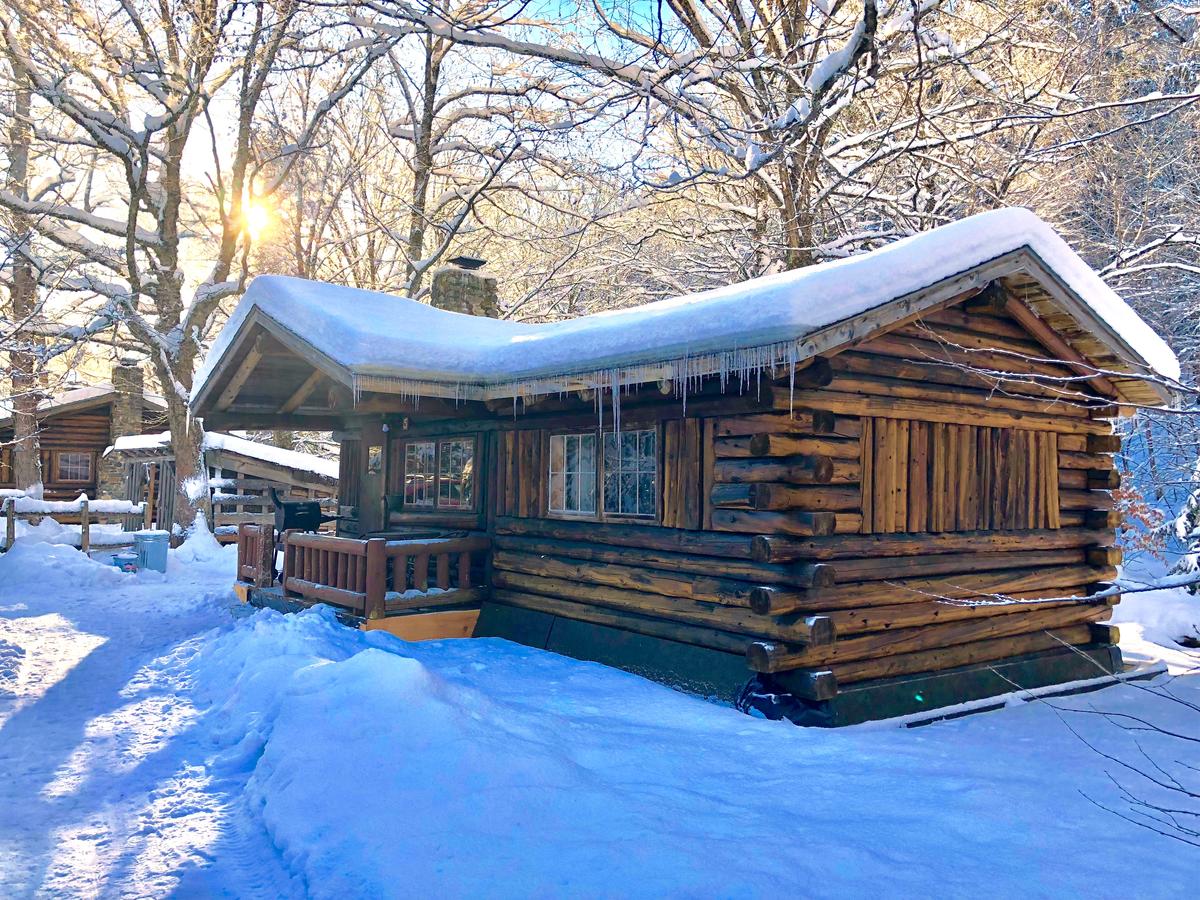 Rustic Log Cabins - thumb 34