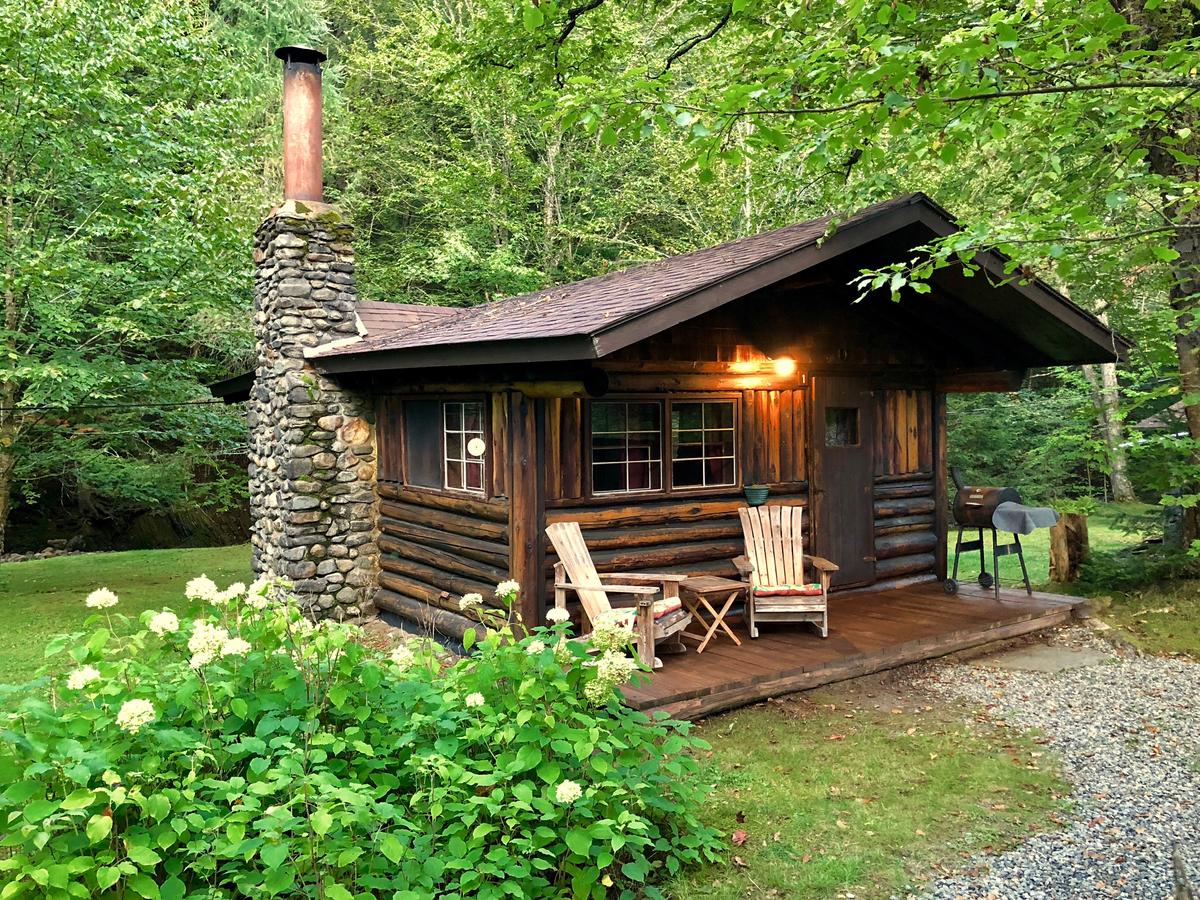 Rustic Log Cabins - thumb 18
