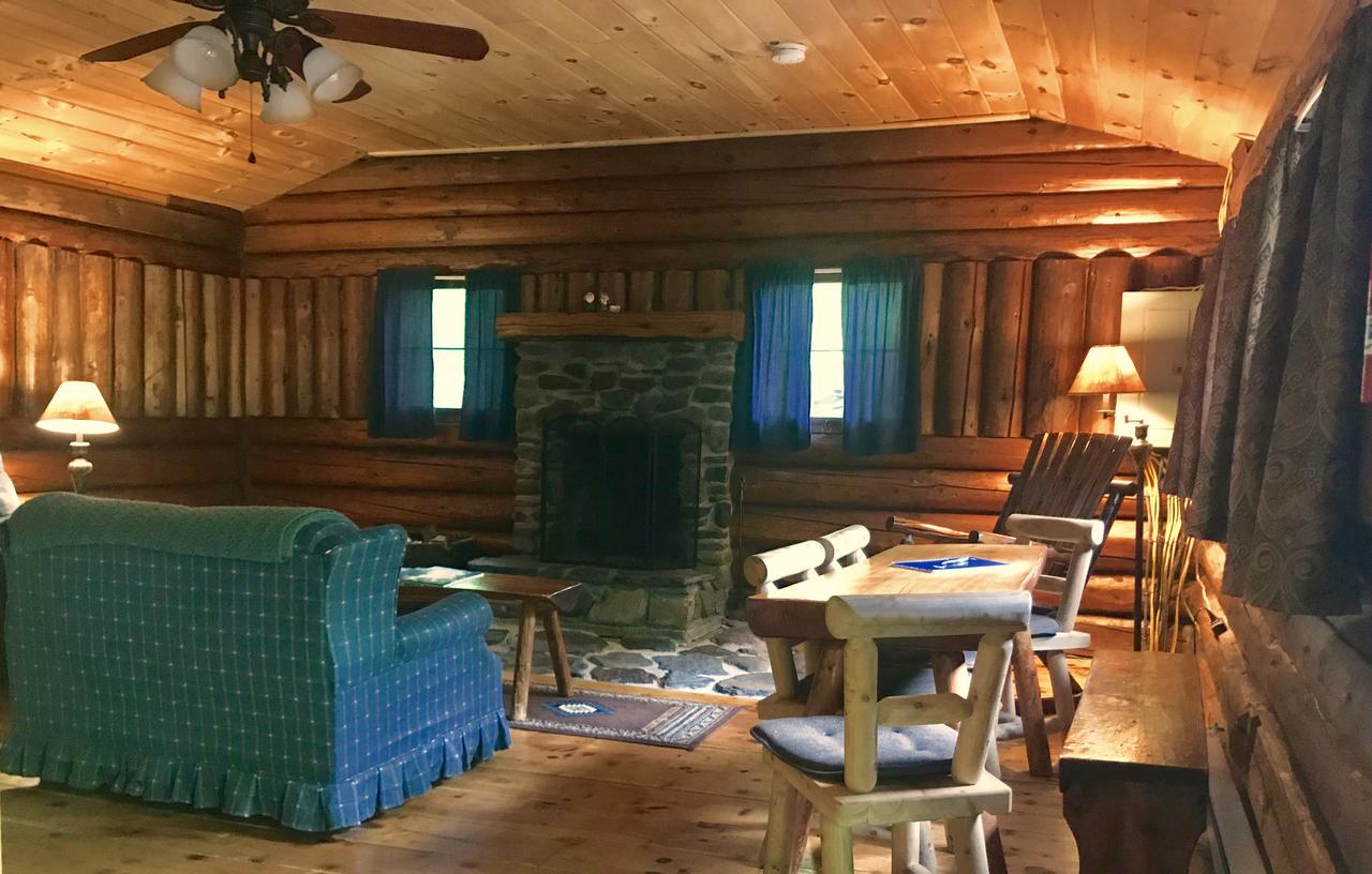 Rustic Log Cabins - thumb 7