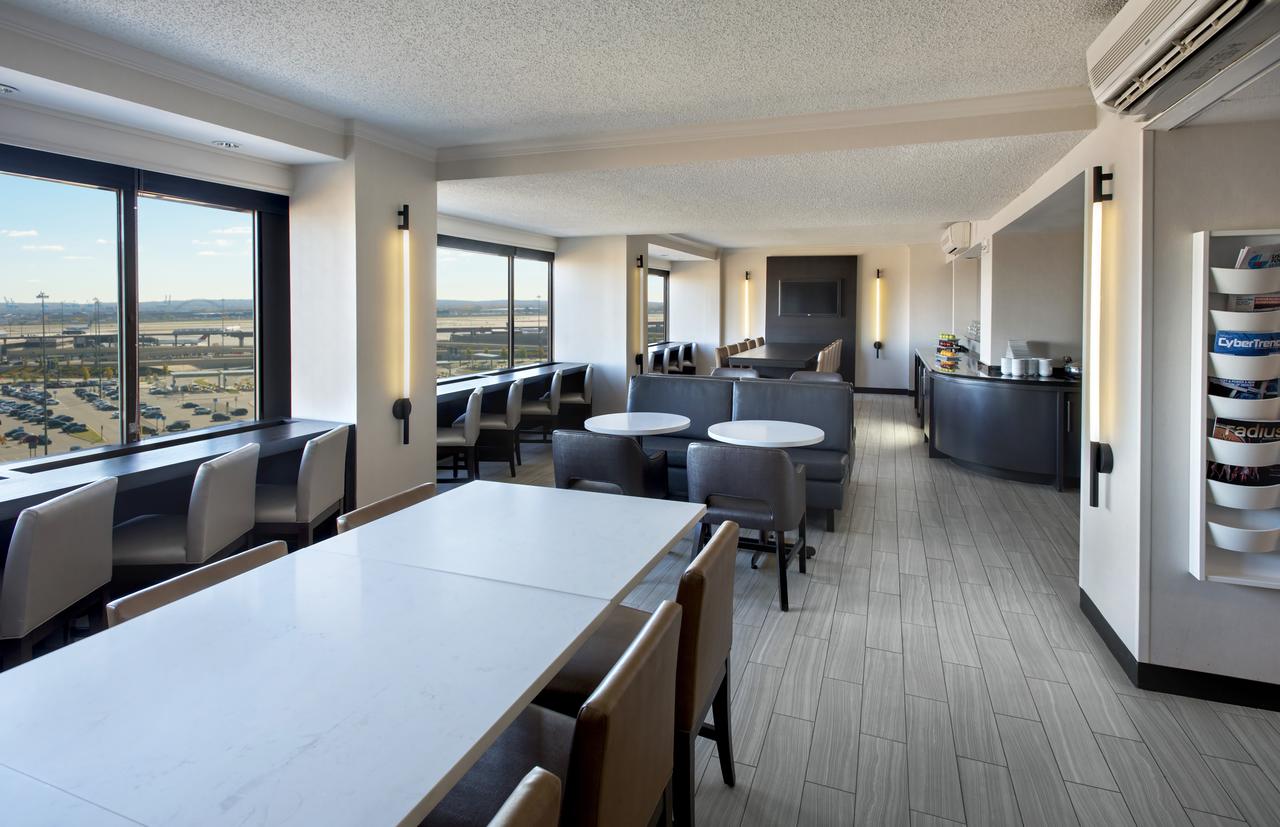 Newark Liberty International Airport Marriott - thumb 24