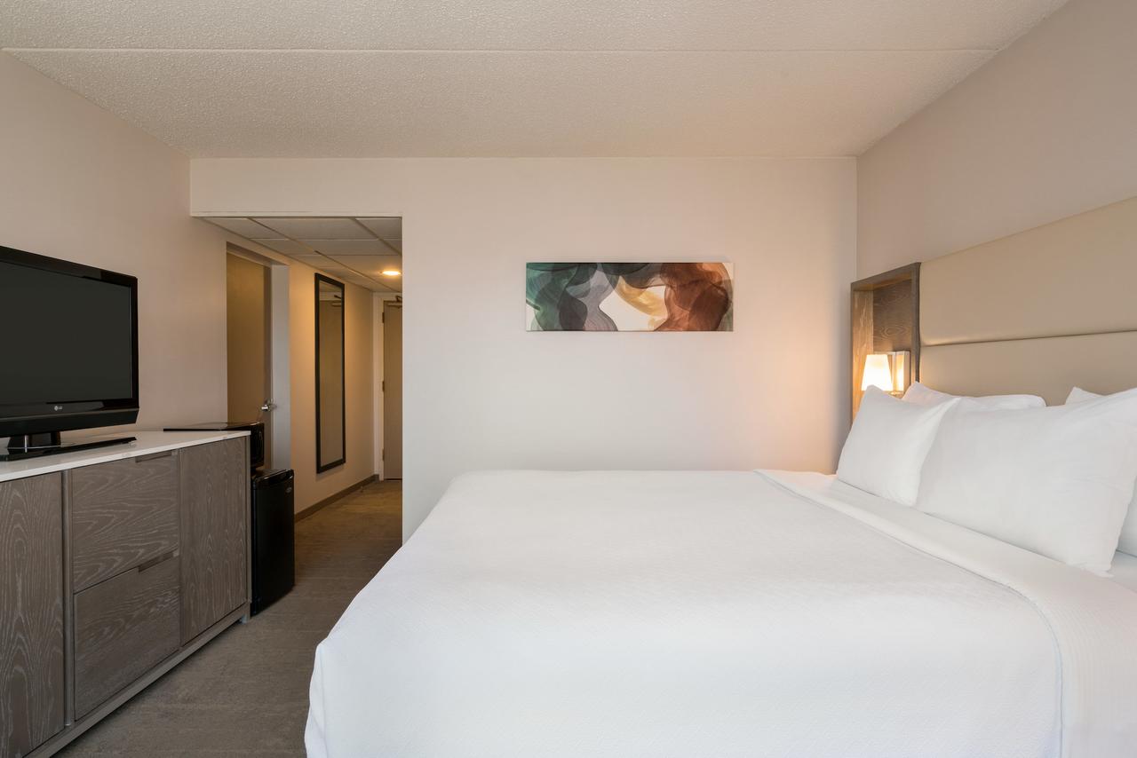 Crowne Plaza Englewood - thumb 2