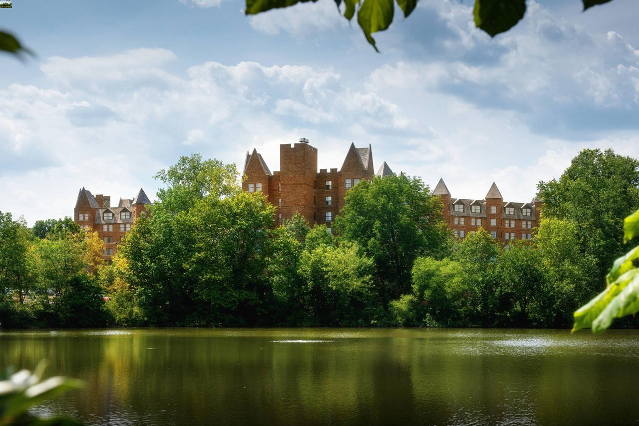 Sheraton Parsippany Hotel - thumb 38