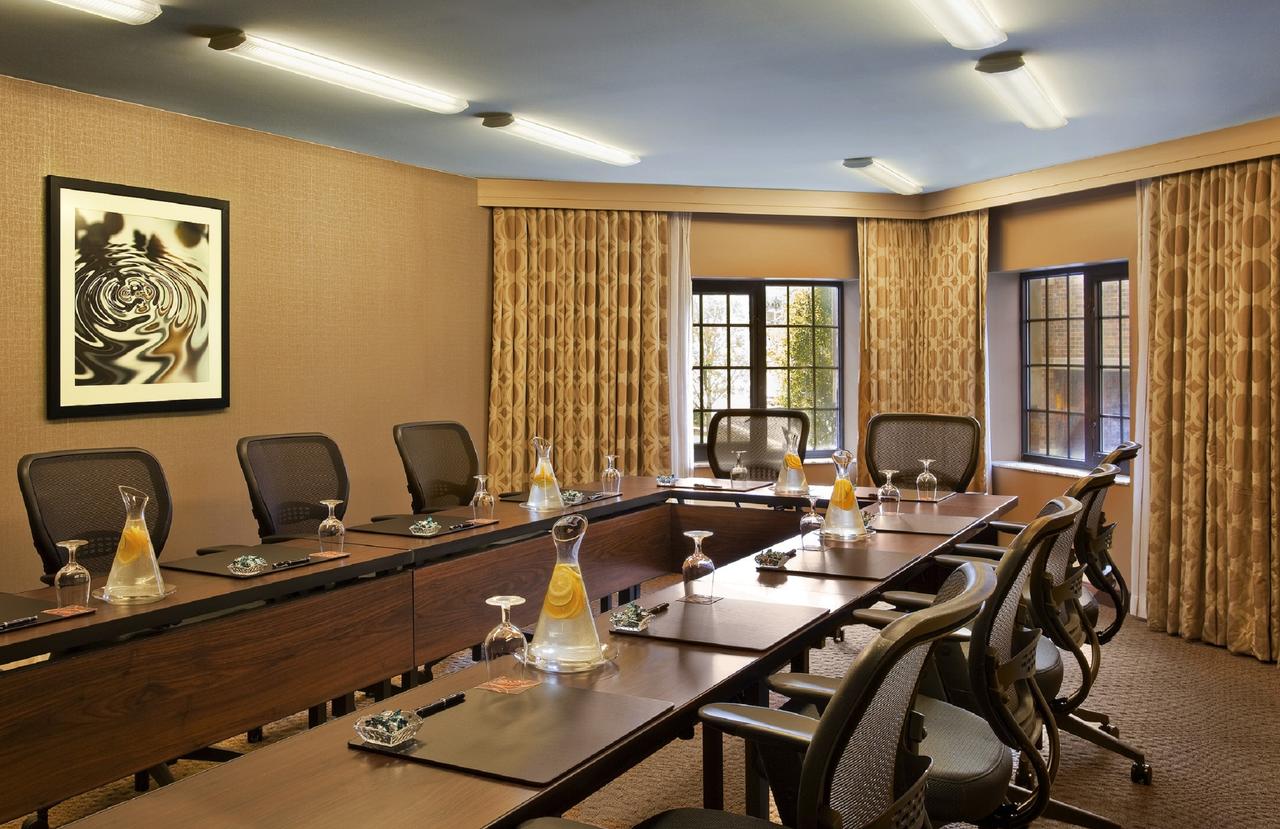 Sheraton Parsippany Hotel - thumb 24