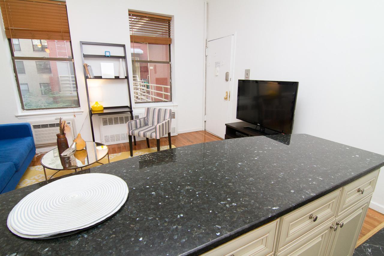Charming Hoboken, NJ Apartments Near Manhattan - thumb 4