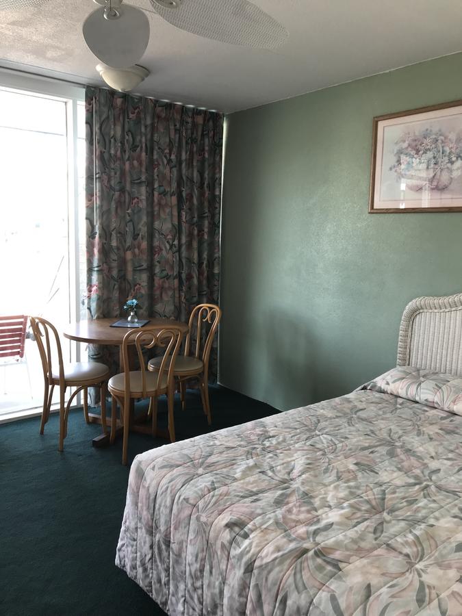 Gold Crest Motel - thumb 20