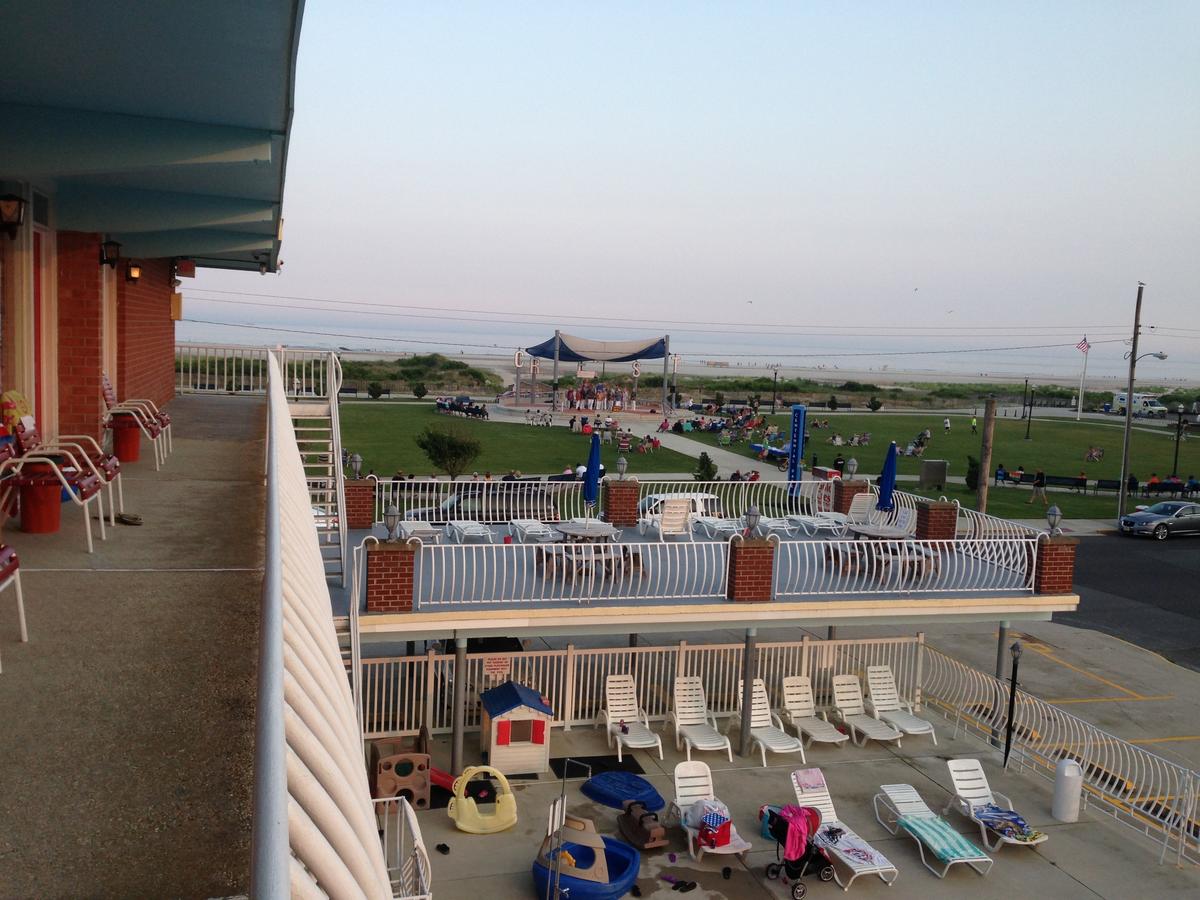 Gold Crest Motel - thumb 36