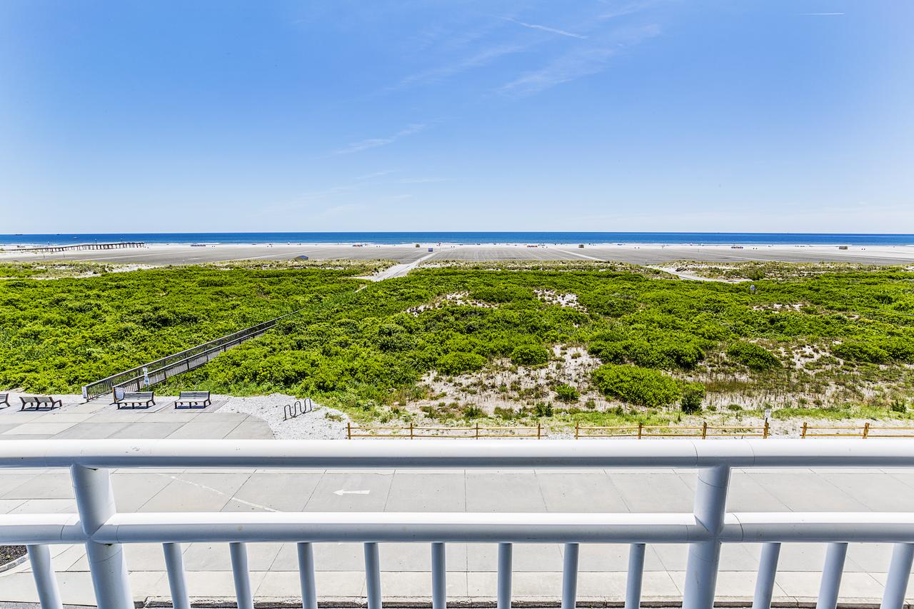 Crusader Oceanfront Resort - thumb 10