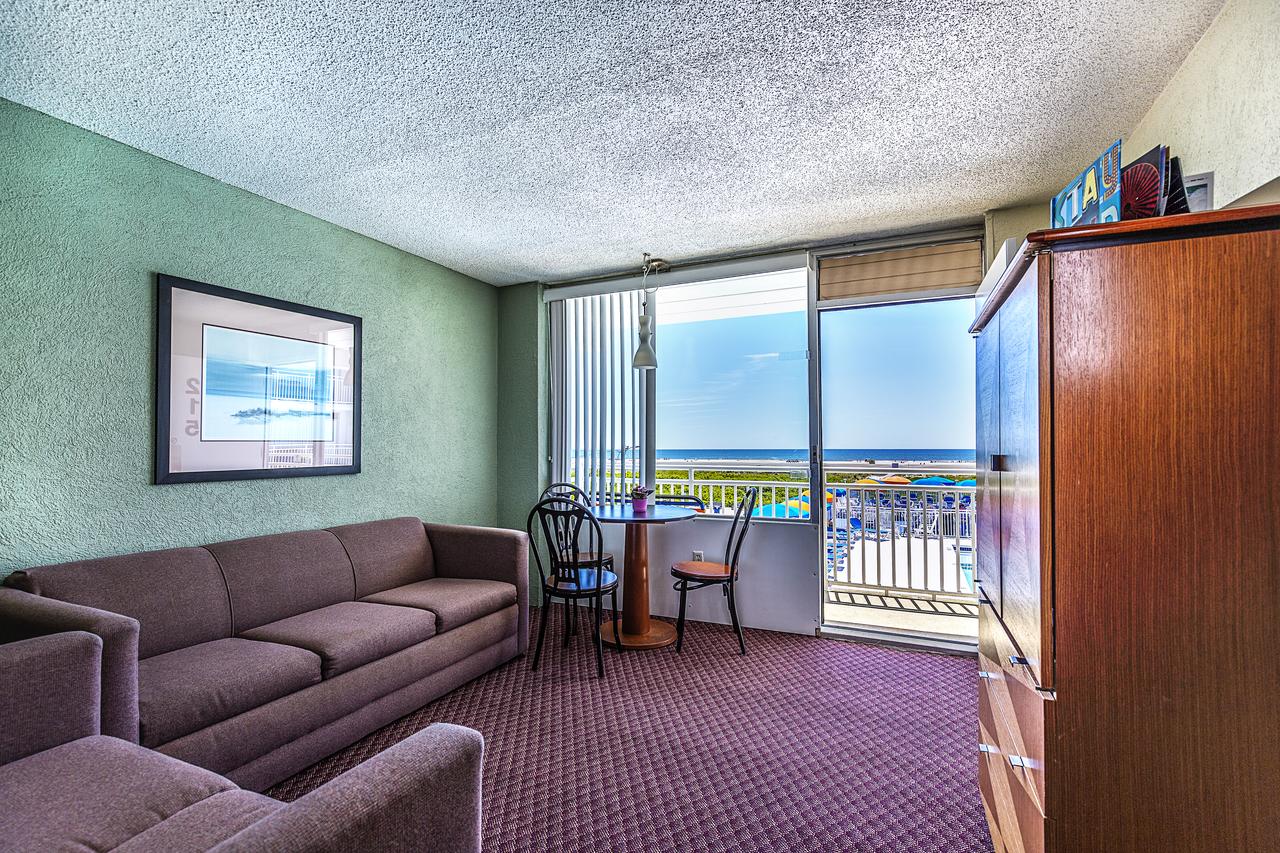 Crusader Oceanfront Resort - thumb 22