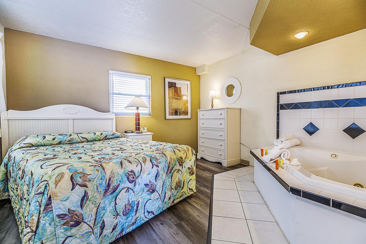 Crusader Oceanfront Resort - thumb 16