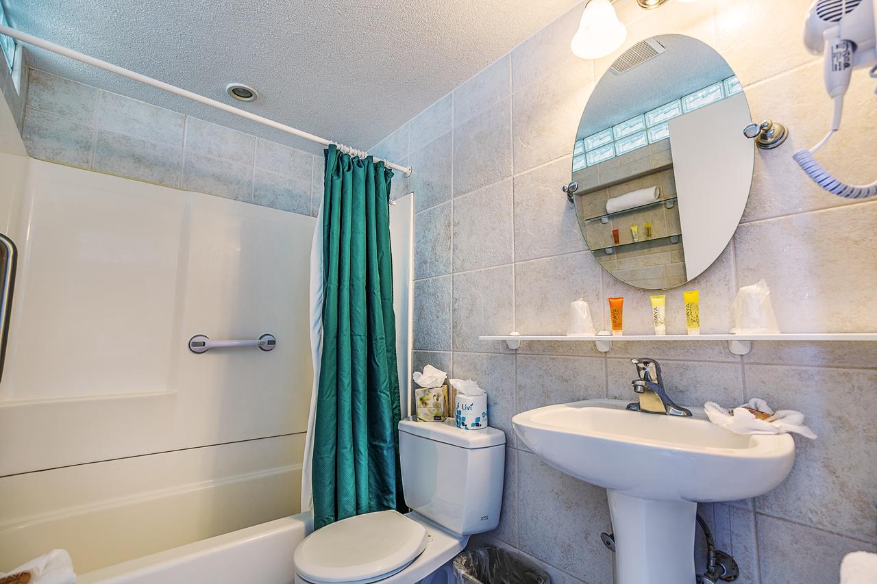 Crusader Oceanfront Resort - thumb 13