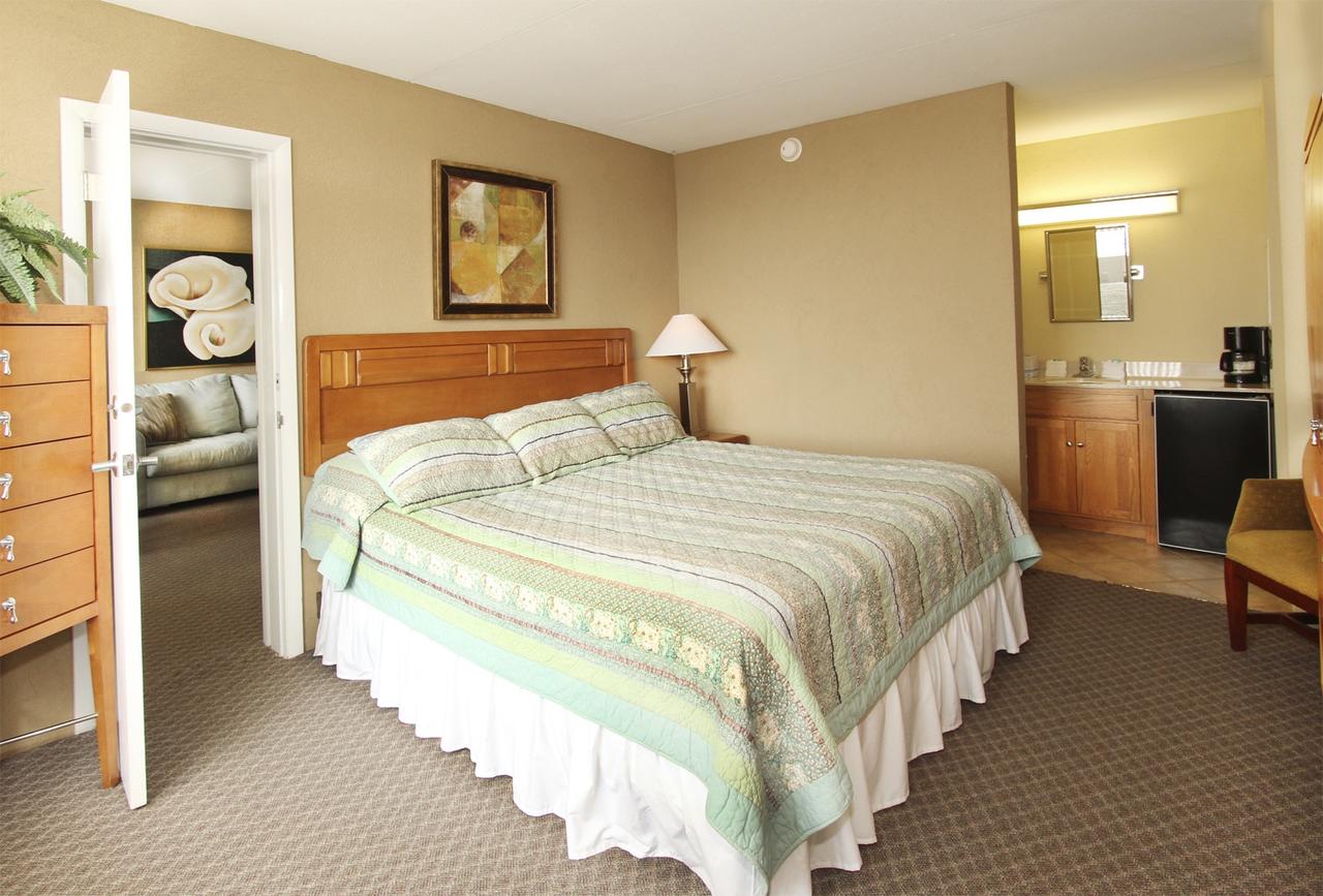 Crusader Oceanfront Resort - thumb 32