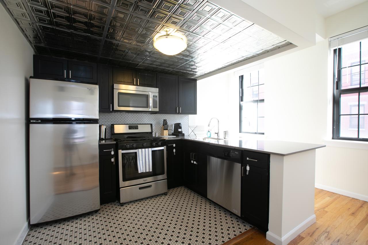 Modern 2 BR Duplex With Easy Access To Manhattan - thumb 6