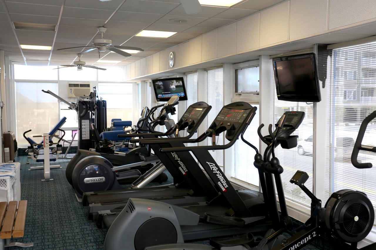 Adventurer Oceanfront Inn - thumb 18