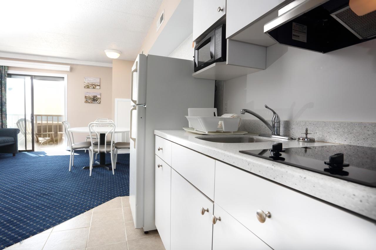 Adventurer Oceanfront Inn - thumb 12