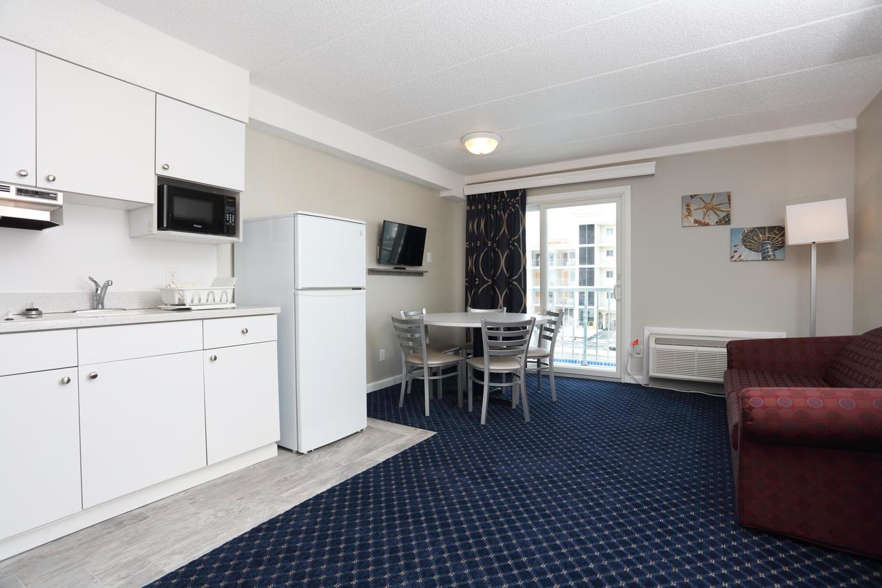 Adventurer Oceanfront Inn - thumb 10