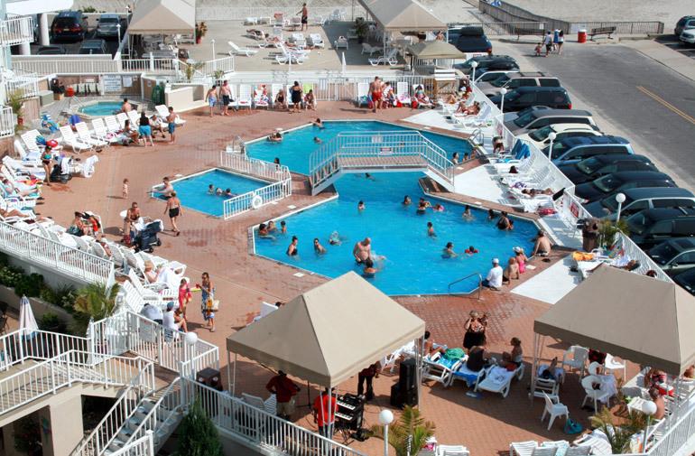 El Coronado Resort - thumb 22