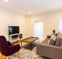 Stylish modern duplex 2br/2ba 8min ride to NYC - Accommodation Los Angeles