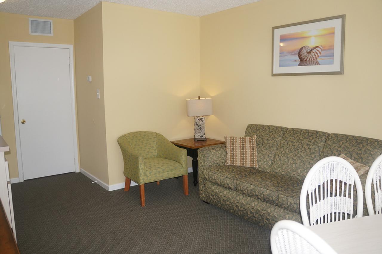 Aqua Beach Hotel - thumb 35