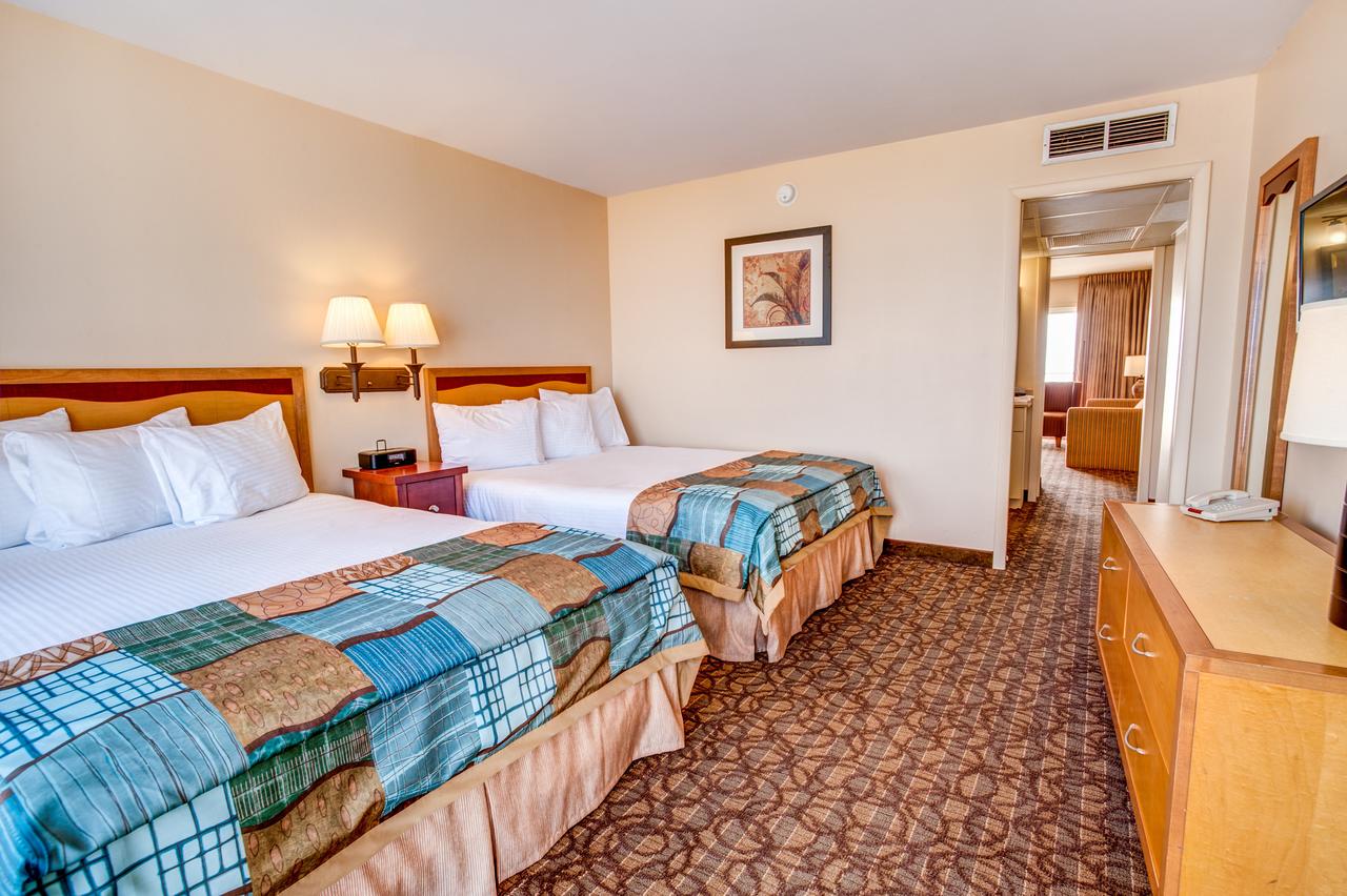 Reges Oceanfront Resort - thumb 17