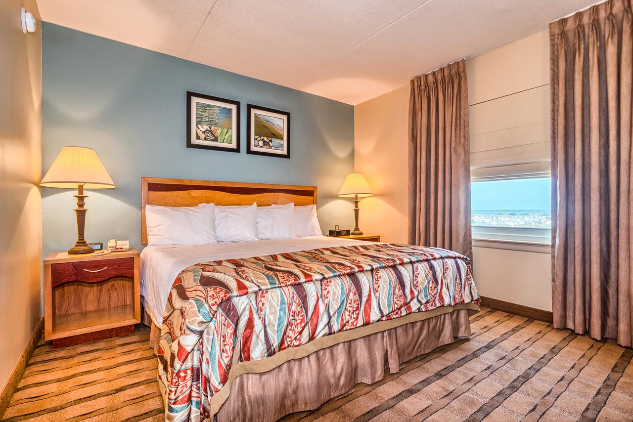 Reges Oceanfront Resort - thumb 19