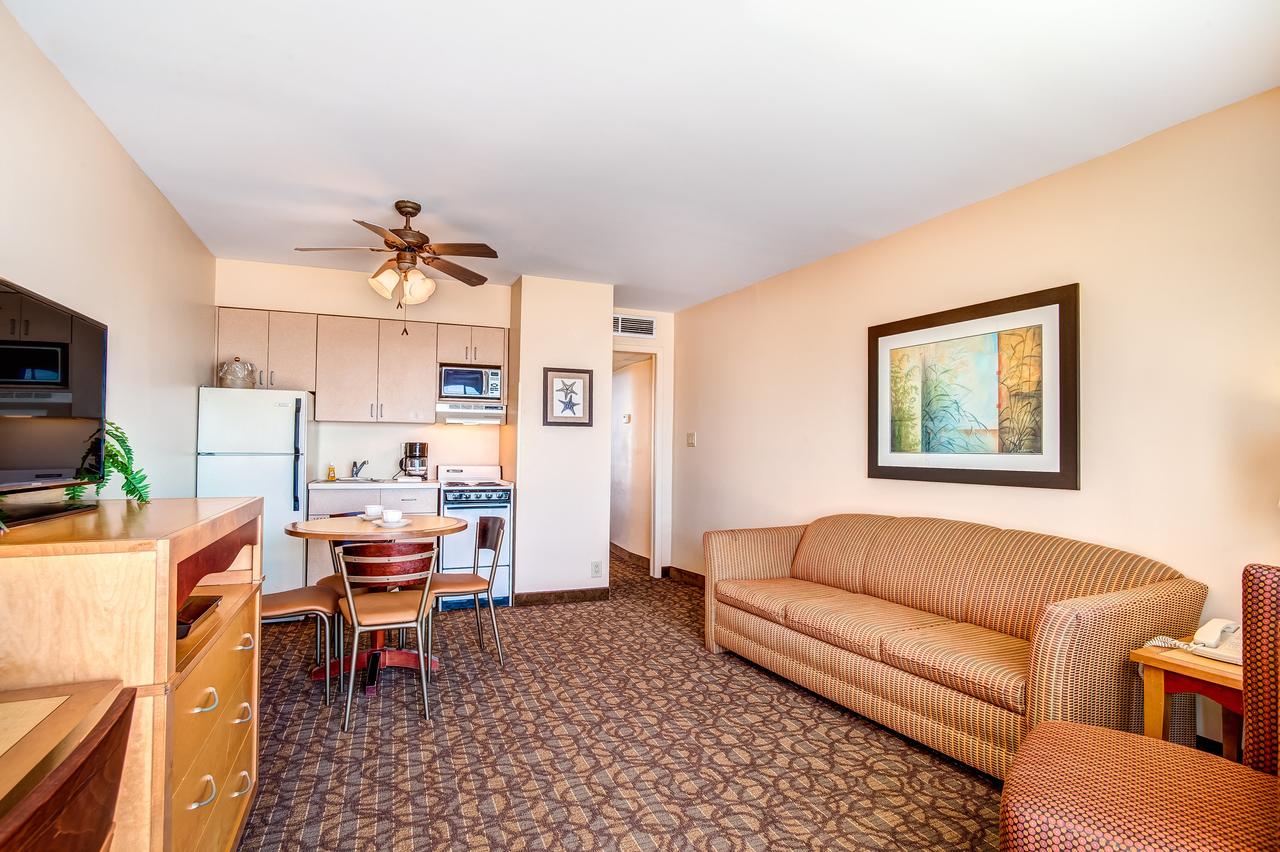 Reges Oceanfront Resort - thumb 18