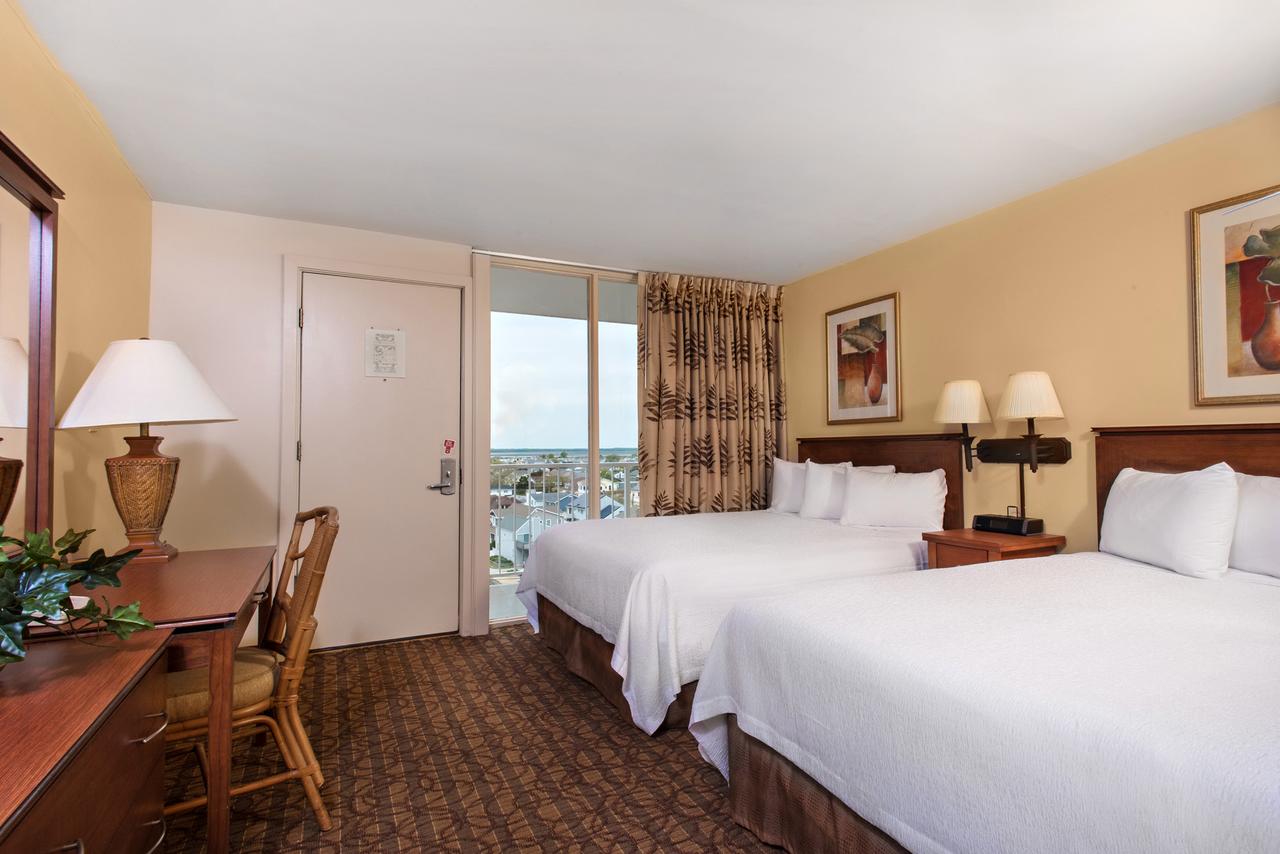 Reges Oceanfront Resort - thumb 24