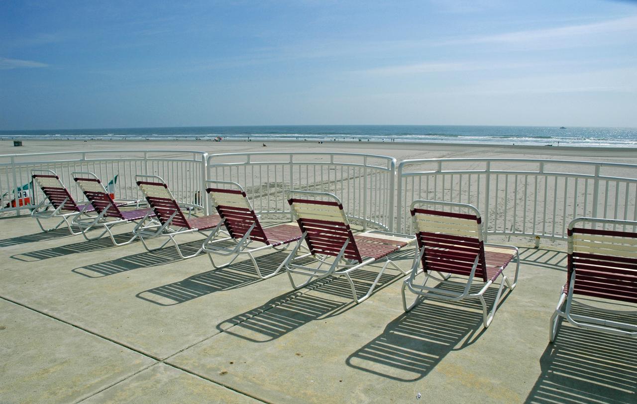 Coliseum Ocean Resort - thumb 22