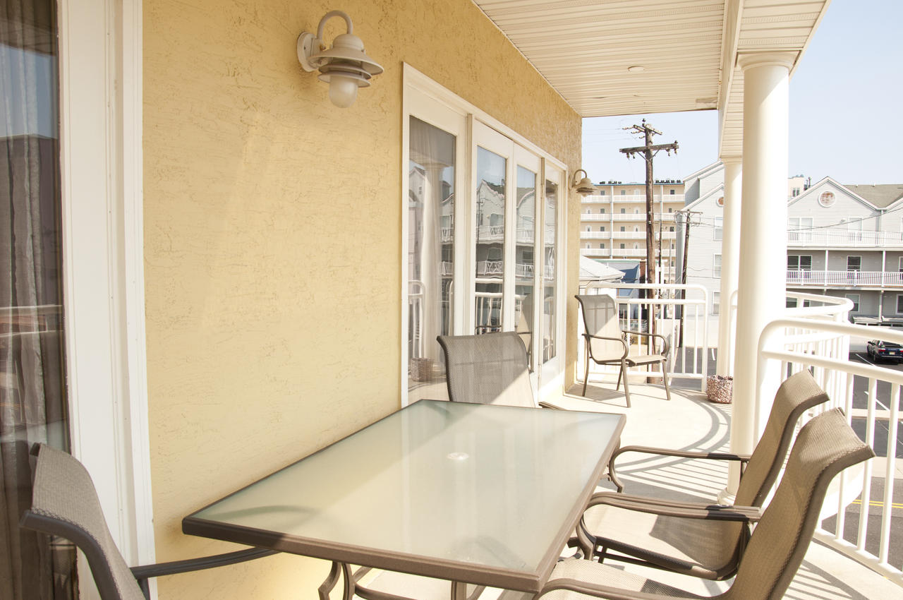 Coliseum Ocean Resort - thumb 38