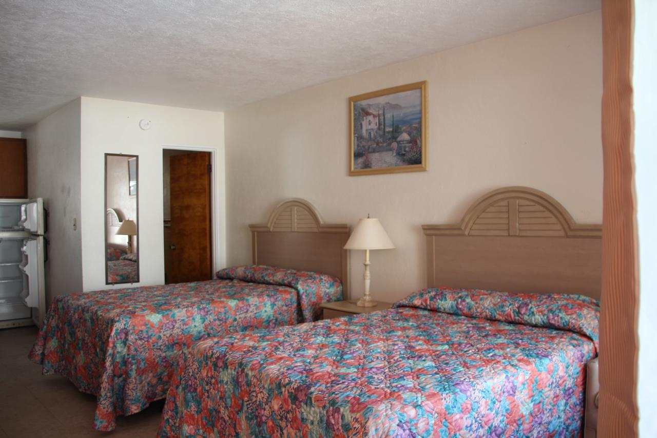 Beach Colony Motel - thumb 36