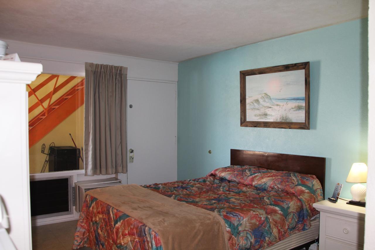 Beach Colony Motel - thumb 35
