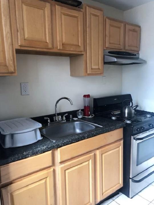 NYC Apartment 10 Mins From WTC - thumb 7