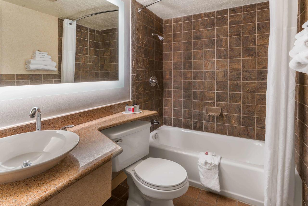 Howard Johnson By Wyndham Albuquerque Midtown - thumb 18