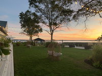 Booking Aquebogue Accommodation Los Angeles