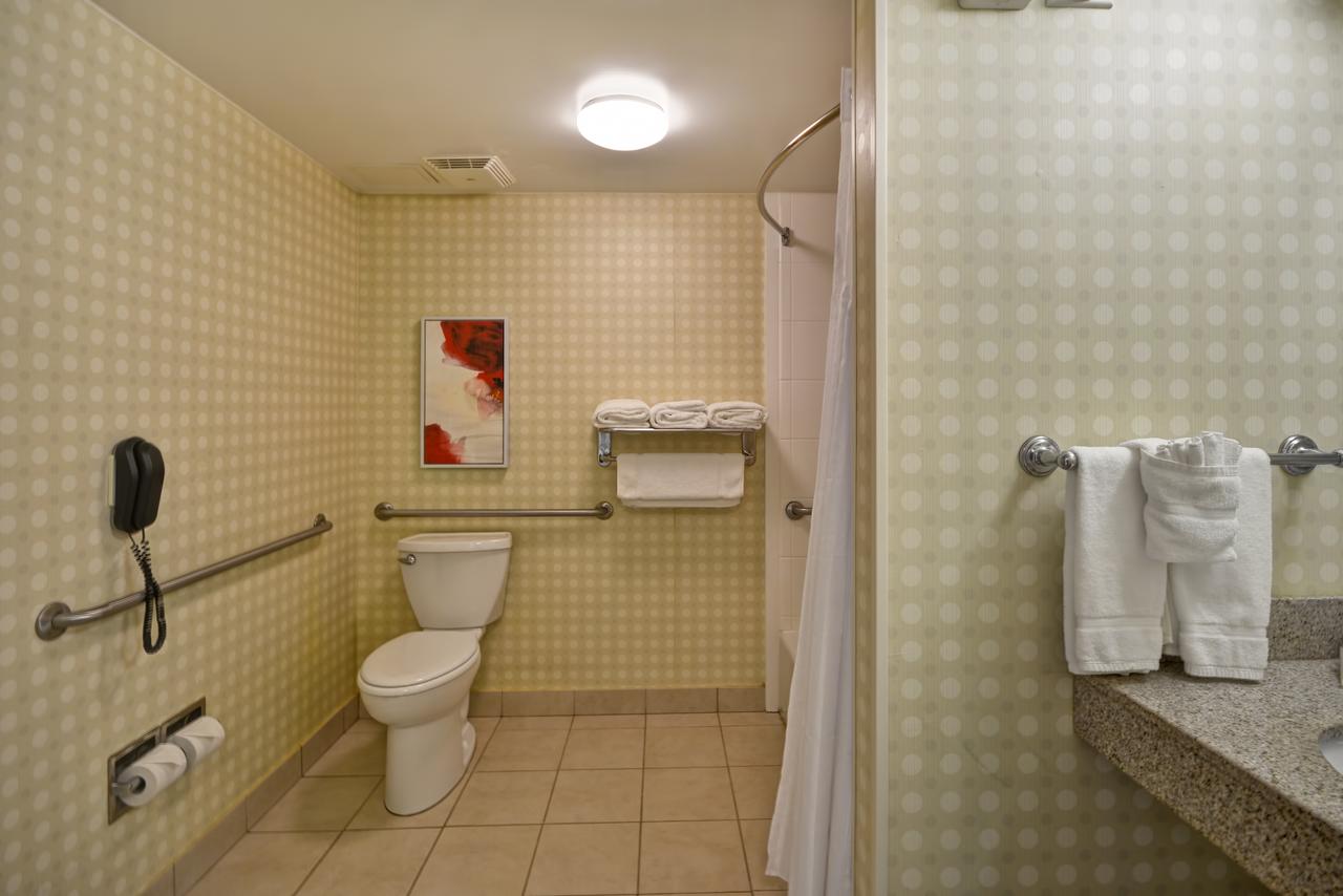 Hilton Garden Inn Riverhead - thumb 21