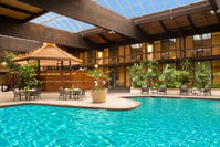Booking Cheektowaga Accommodation Los Angeles