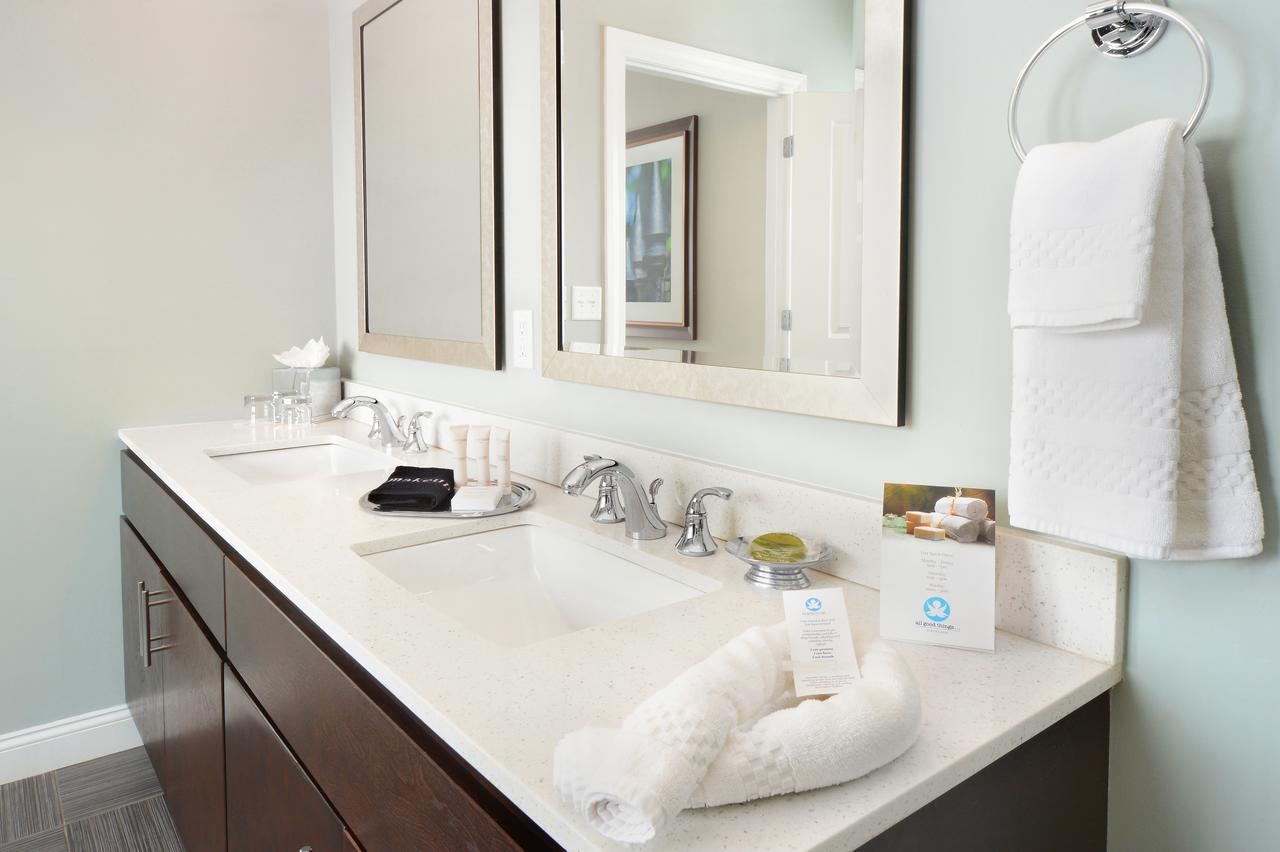 Pavilion Grand Hotel - thumb 19