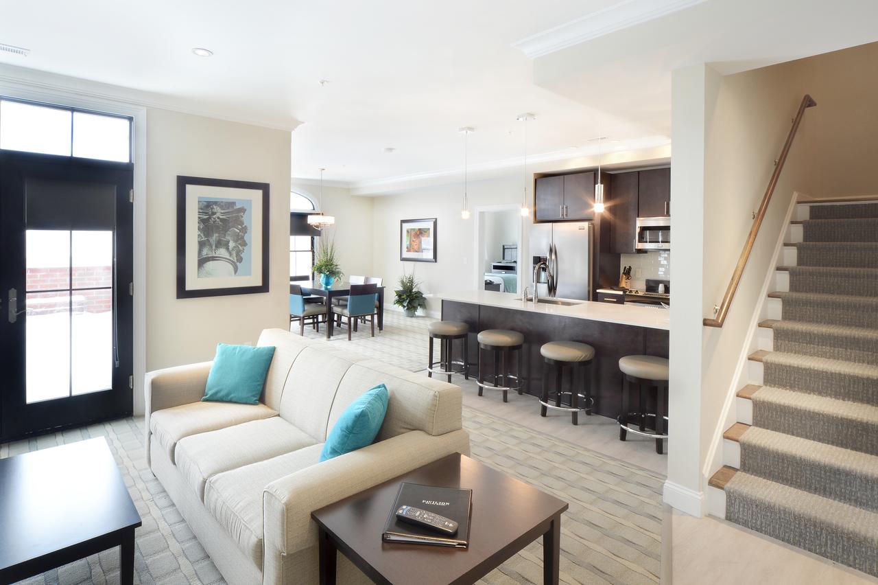 Pavilion Grand Hotel - thumb 26